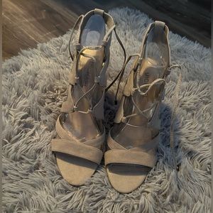 Michael by Michael Shannon Heels; NUDE; Size 8: Brand New-Never Worn; Suede